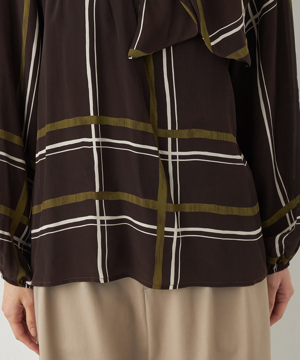 アシンメトリーボウタイチェックブラウス