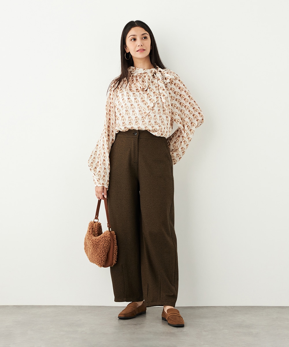 ドッグプリントボウタイブラウス