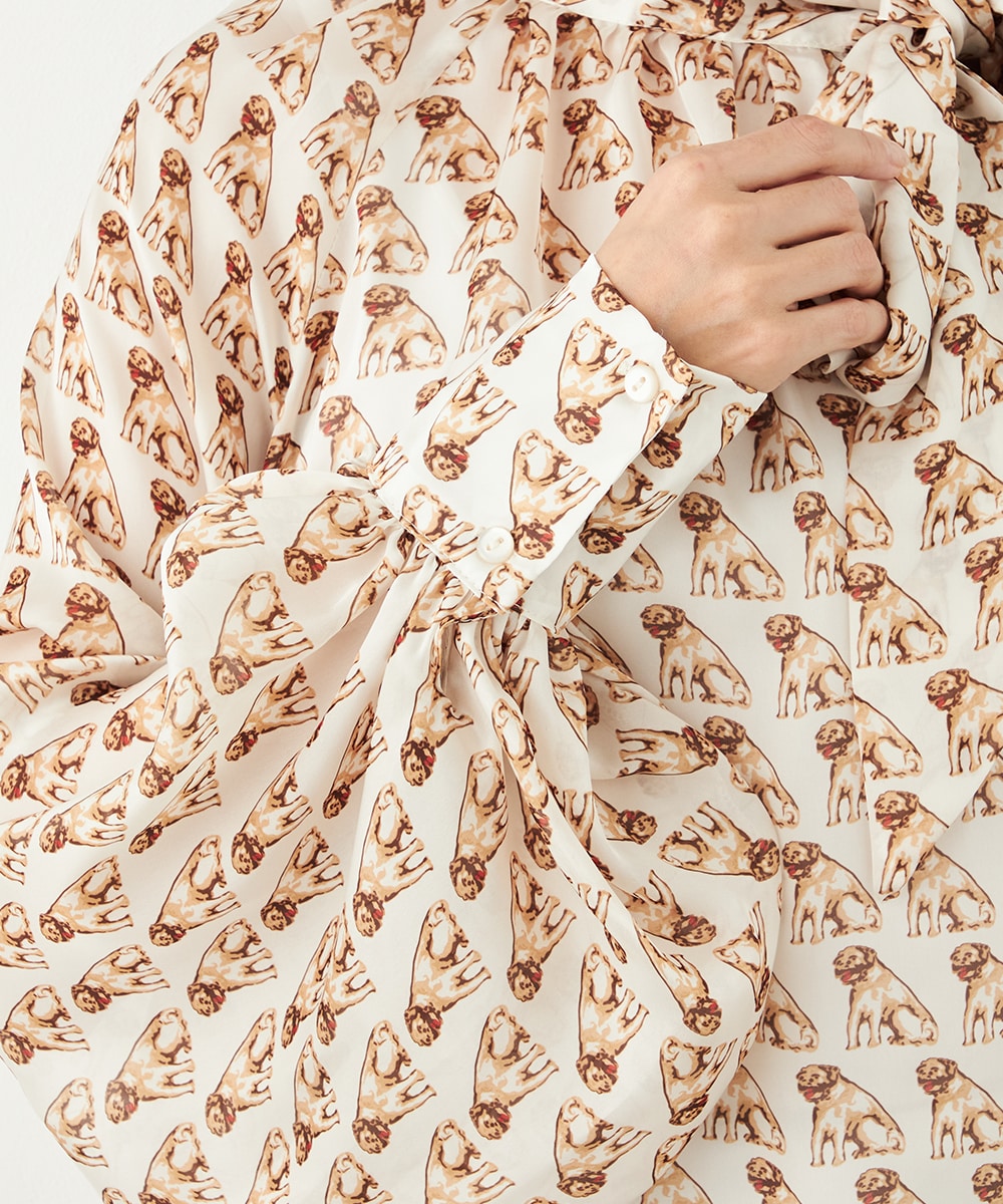 ドッグプリントボウタイブラウス