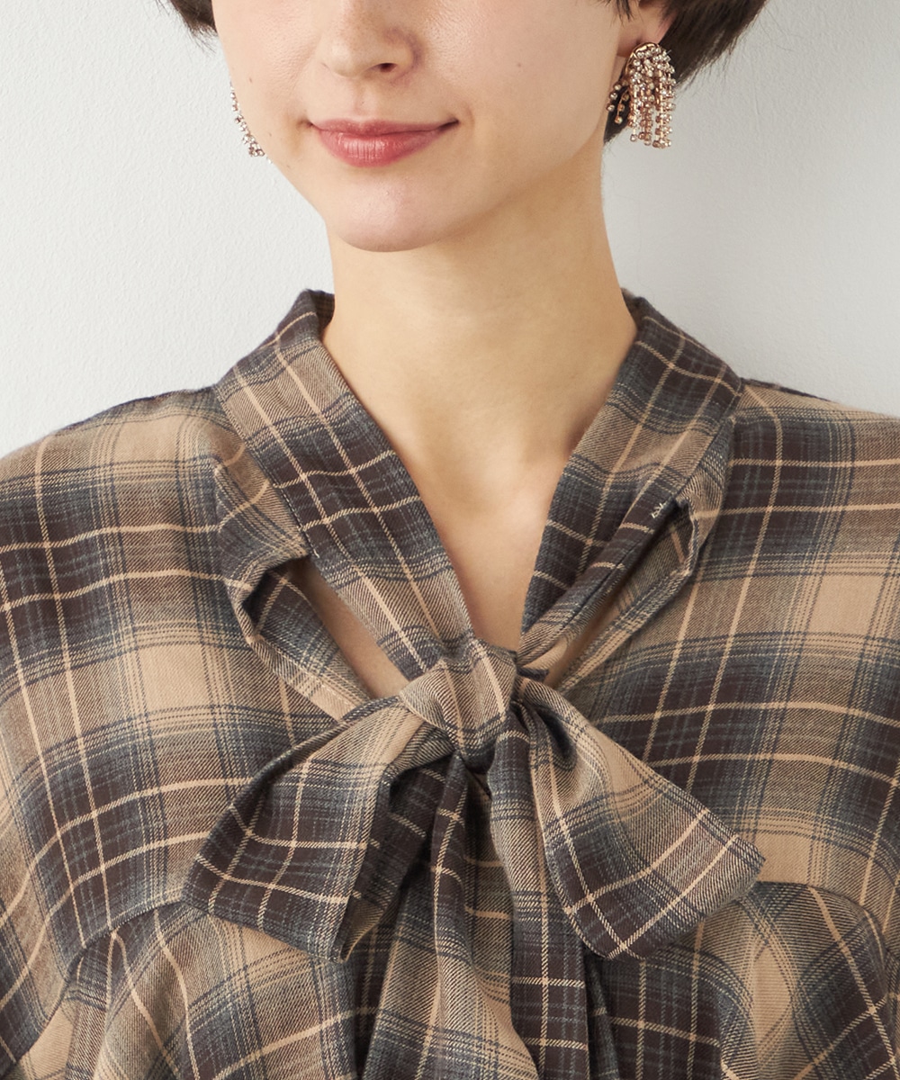 チェックボウタイポンチョブラウス