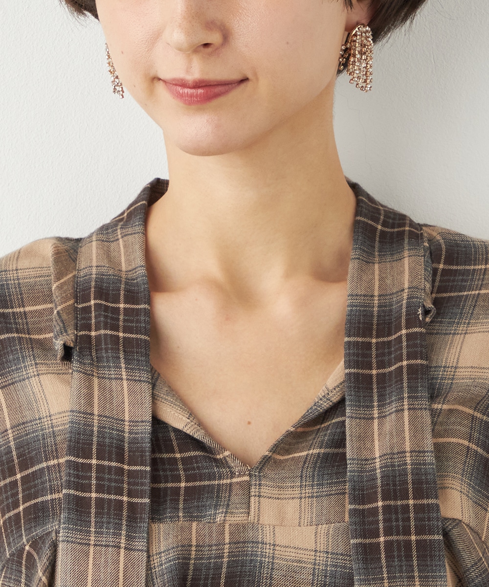 チェックボウタイポンチョブラウス