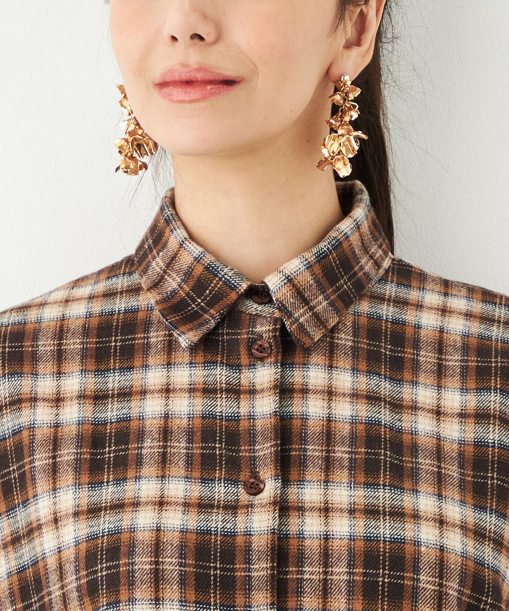 バックレースチェックシャツ