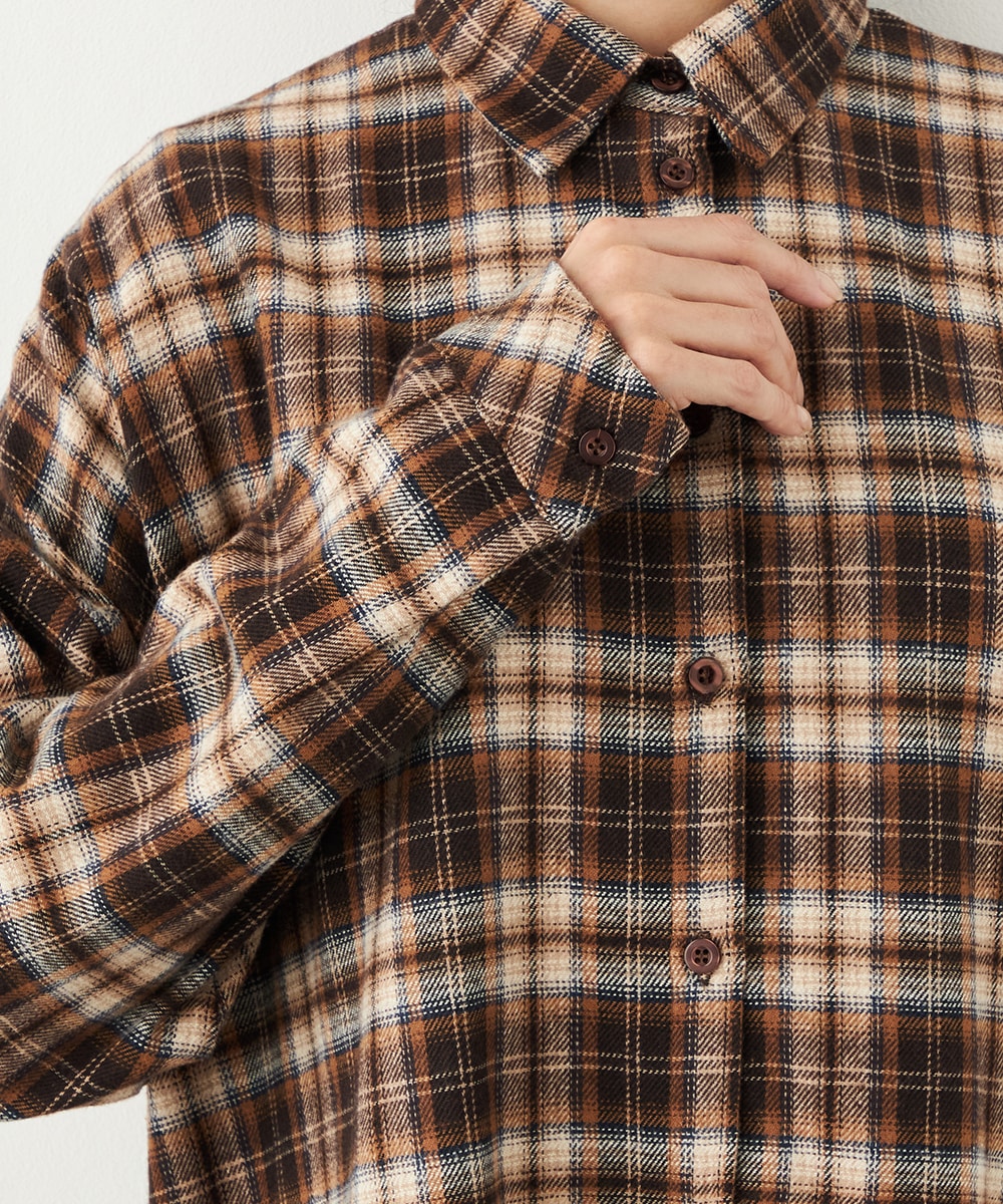 バックレースチェックシャツ