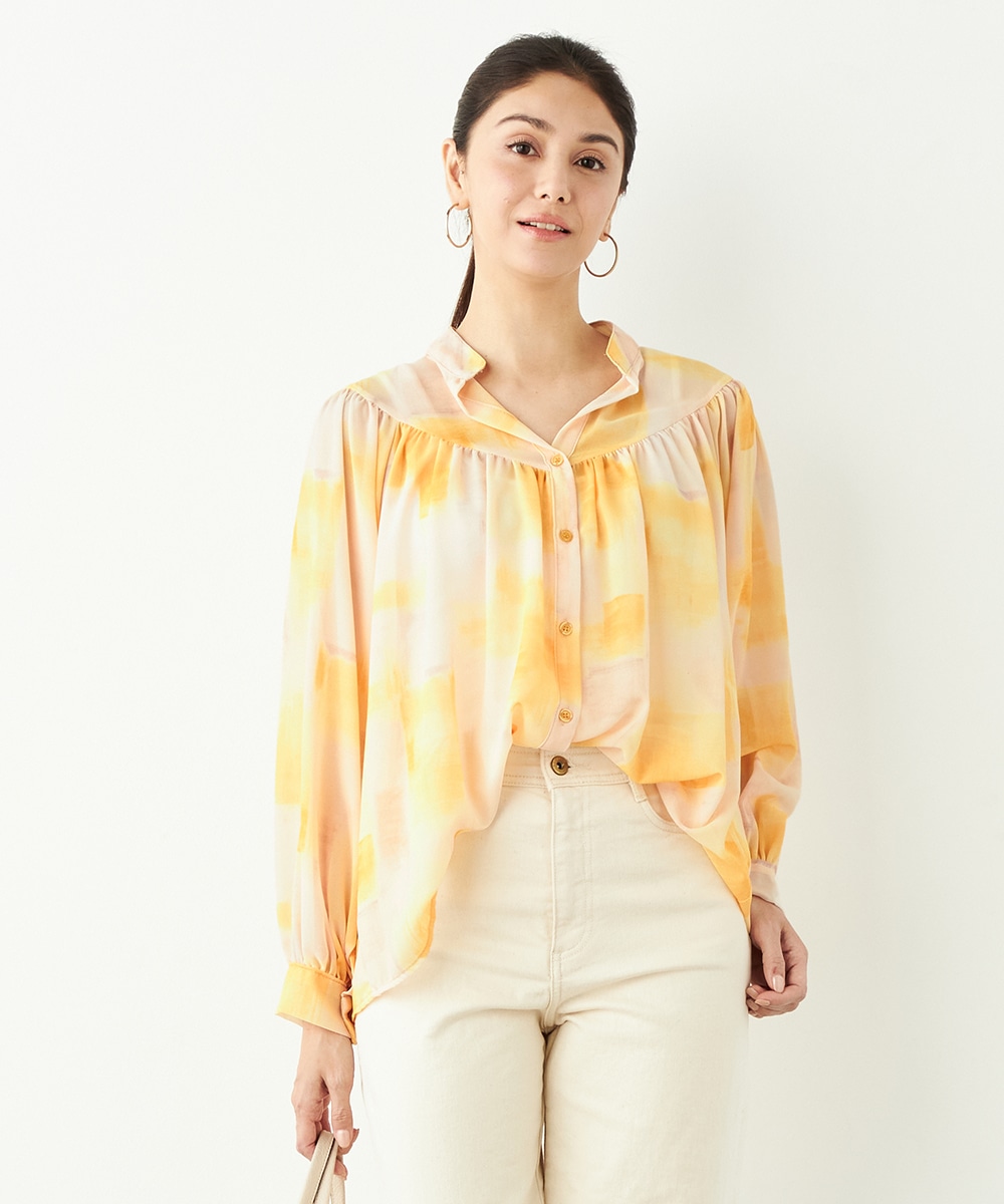  armoire capriceのぼかしスクエアプリントブラウス