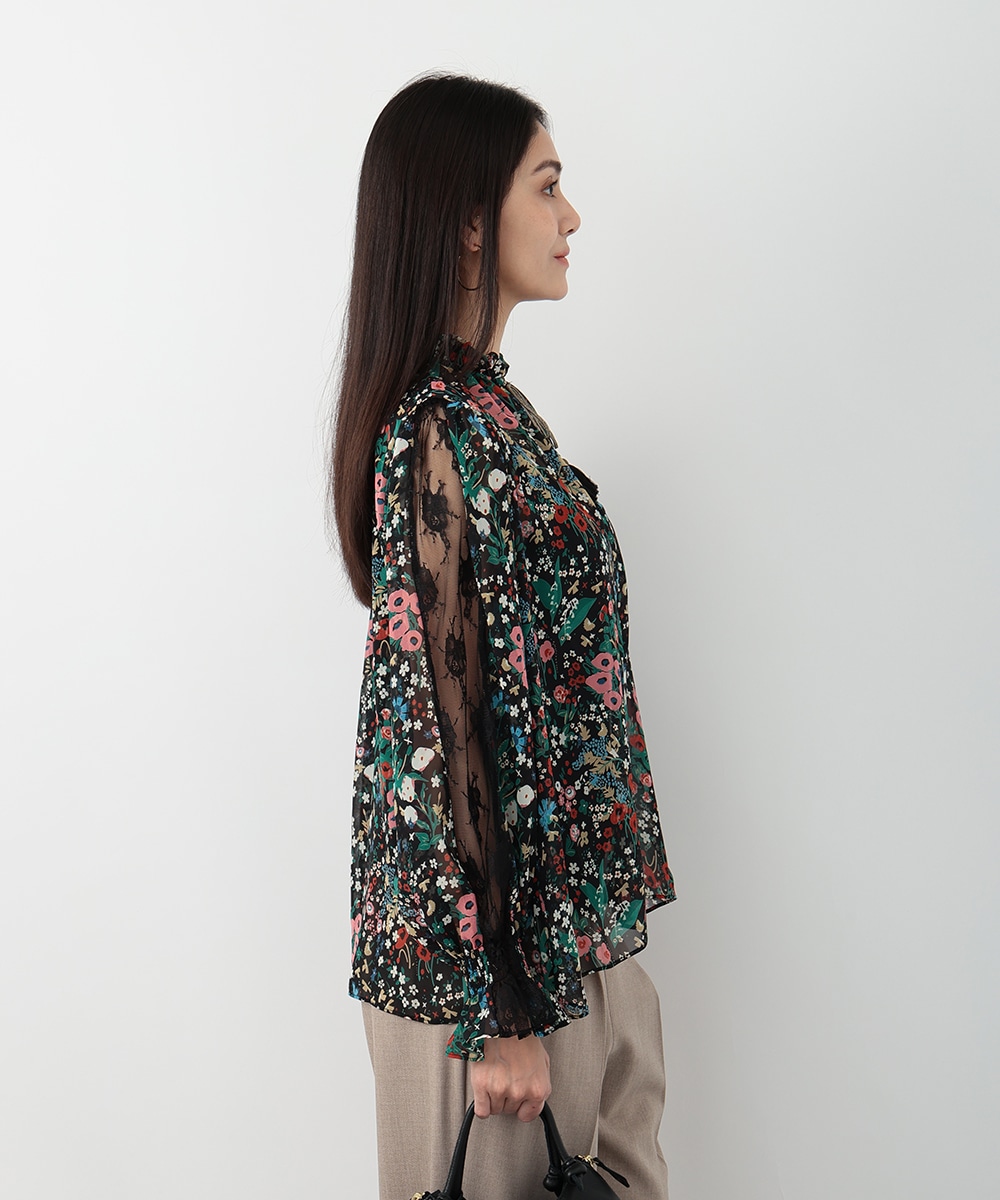 レース切り替えフラワープリントブラウス