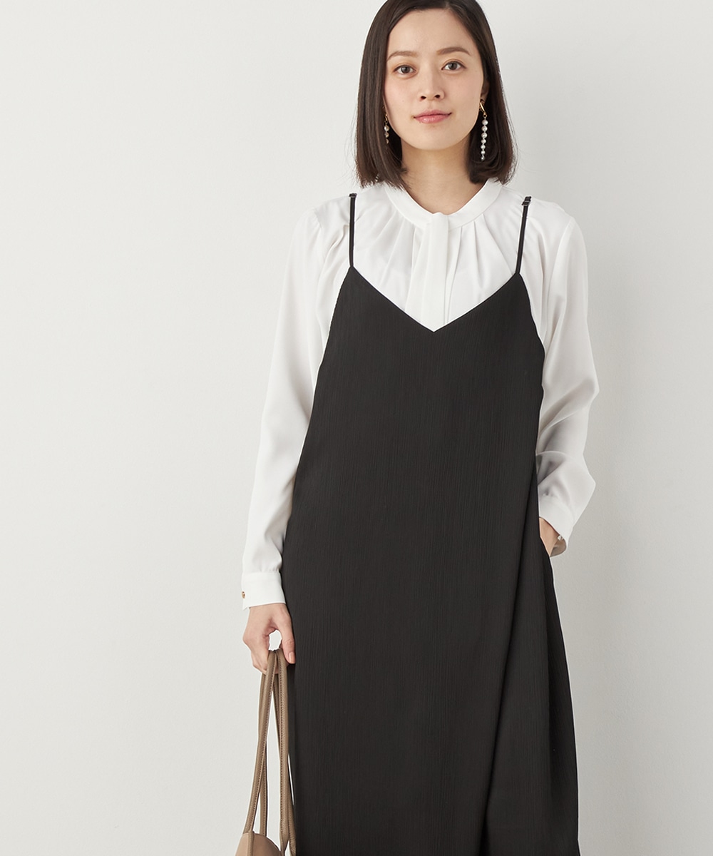 リボン付きブラウス