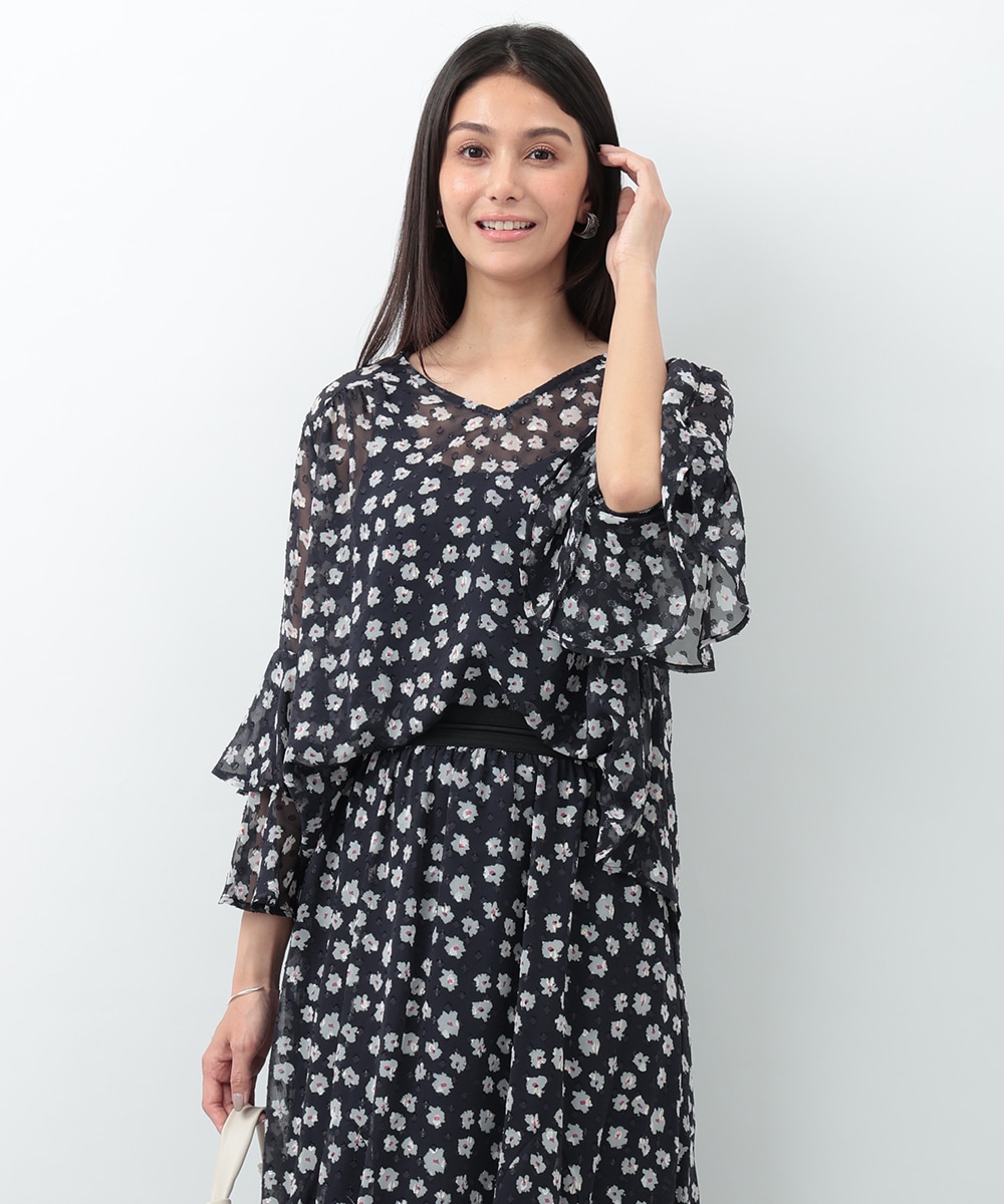 ラメフラワーブラウス