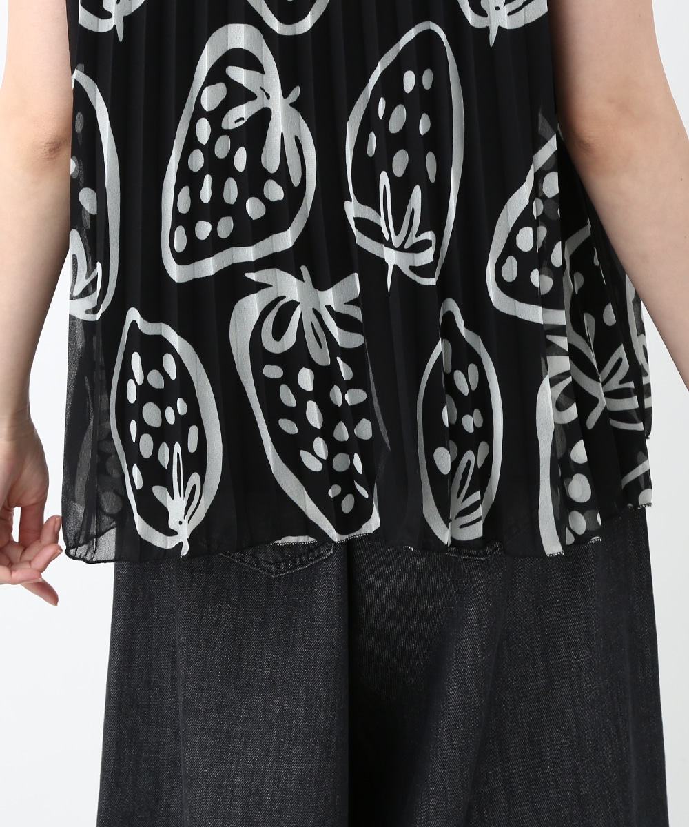 ストロベリープリントプリーツブラウス