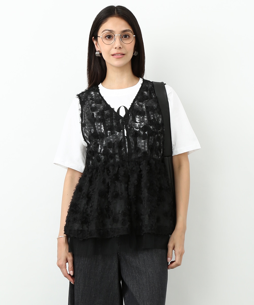 フラワー刺繍ジレ