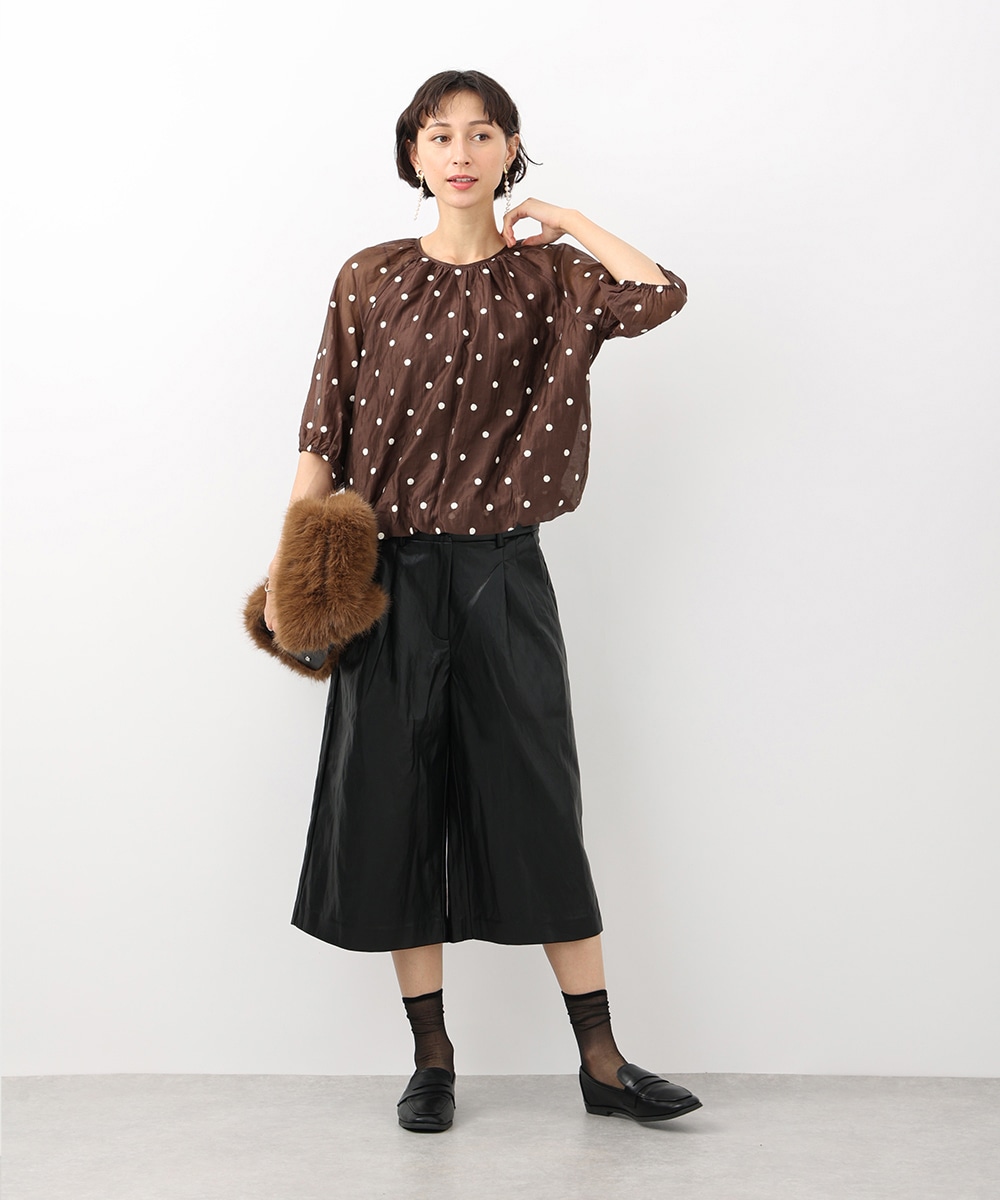 ドット刺繍バルーンブラウス