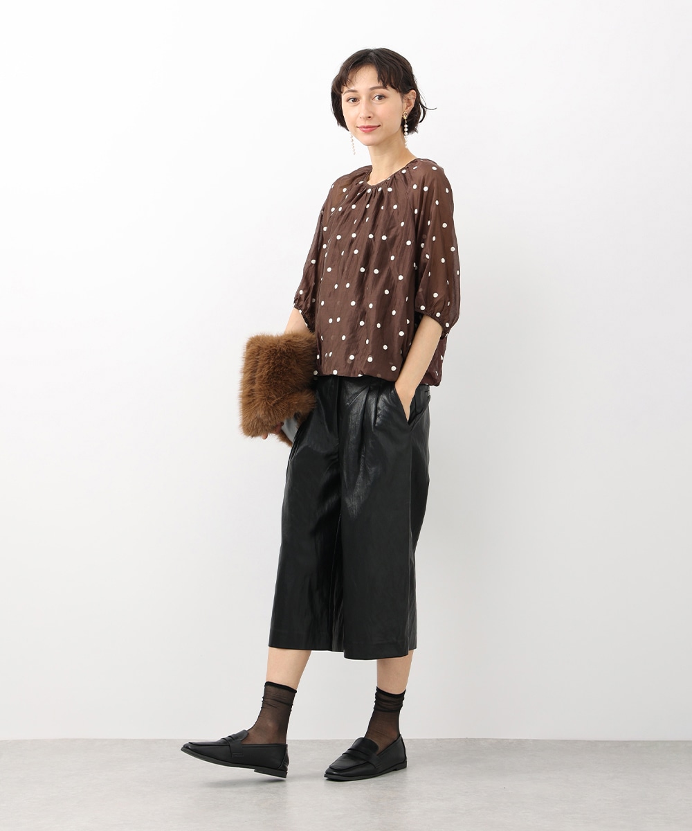 ドット刺繍バルーンブラウス