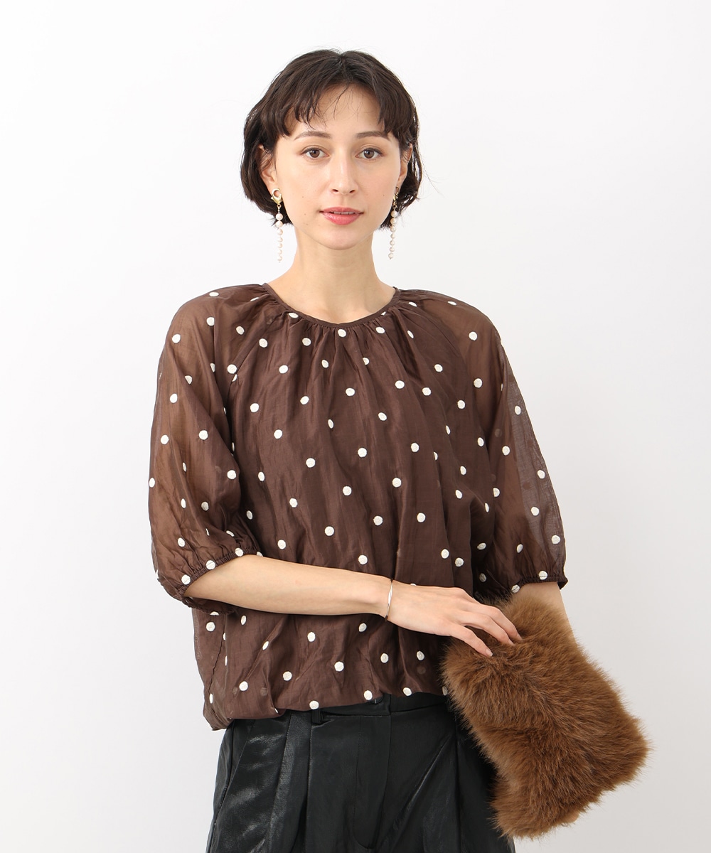 ドット刺繍バルーンブラウス