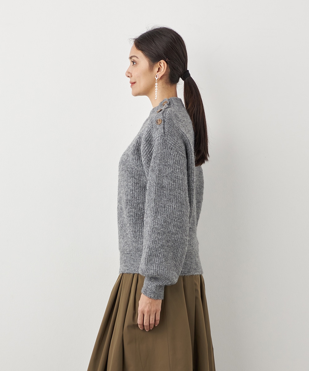 肩釦ニット