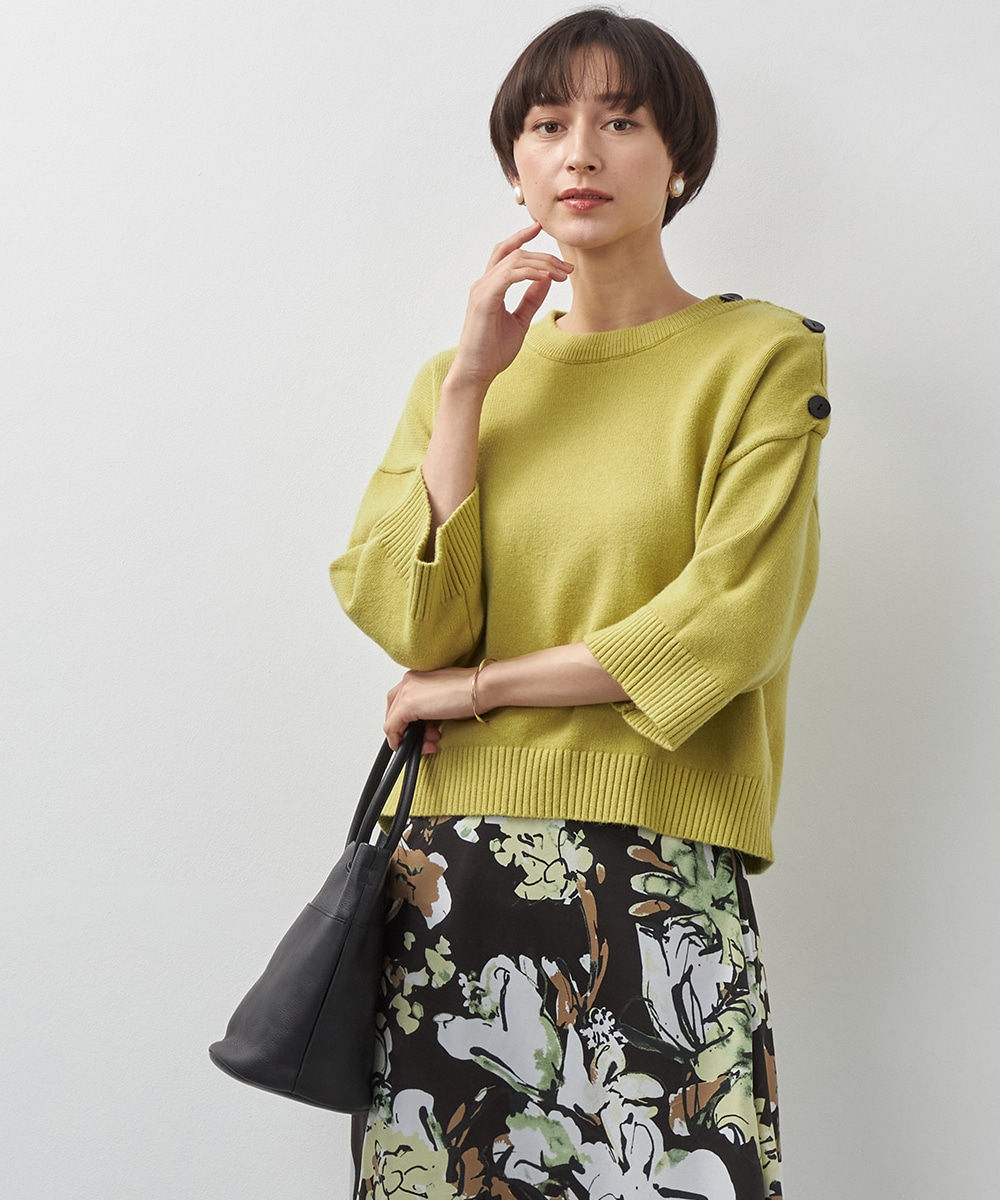  armoire capriceの肩釦コンパクトニット