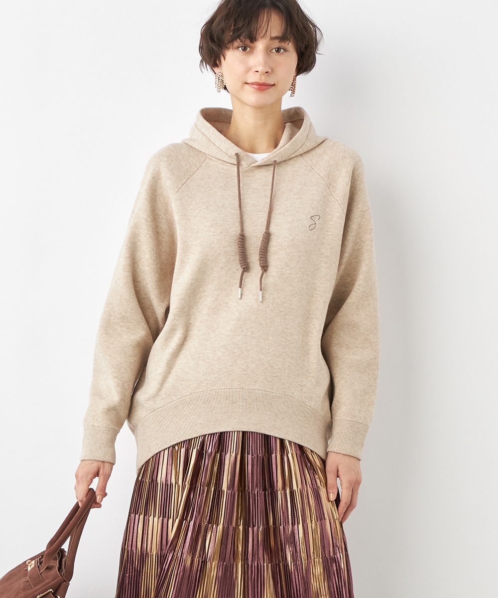 刺繍ニットフーディ