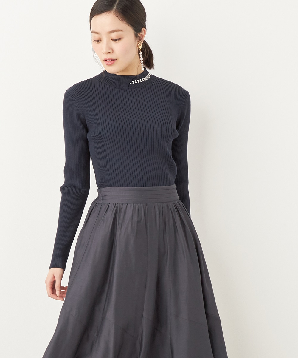  armoire capriceのパール付きリブニット