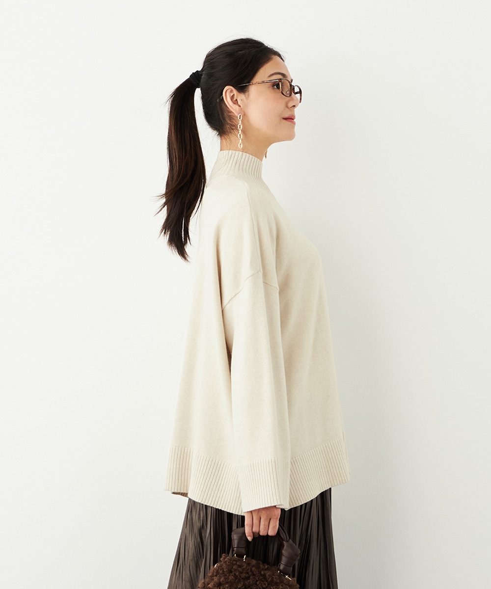 ハイネックリブニット