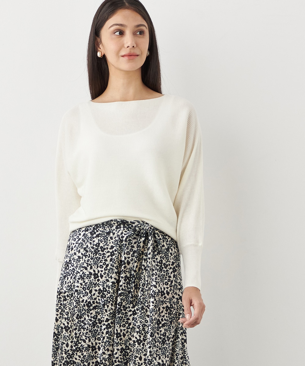 ドルマンスリーブニット