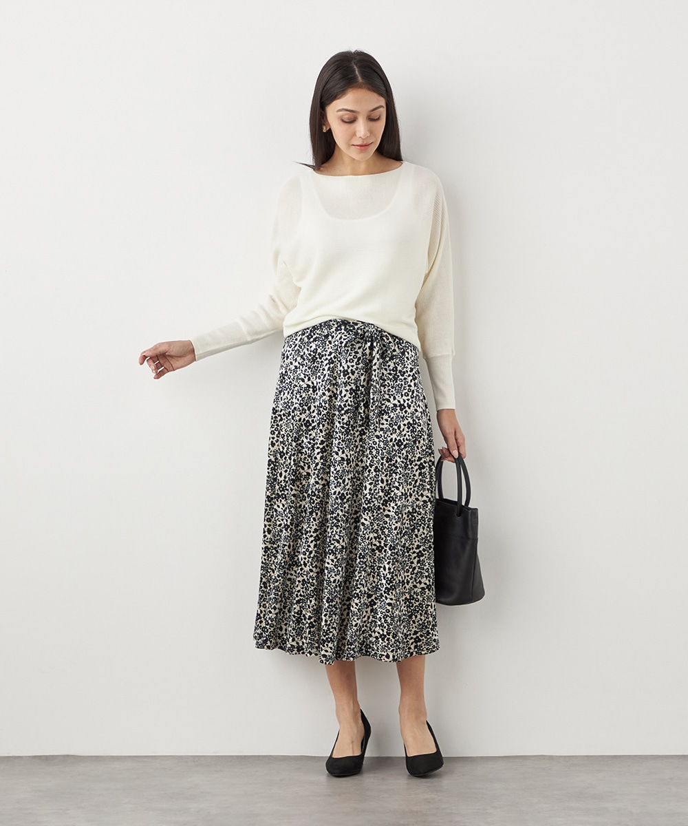 ドルマンスリーブニット