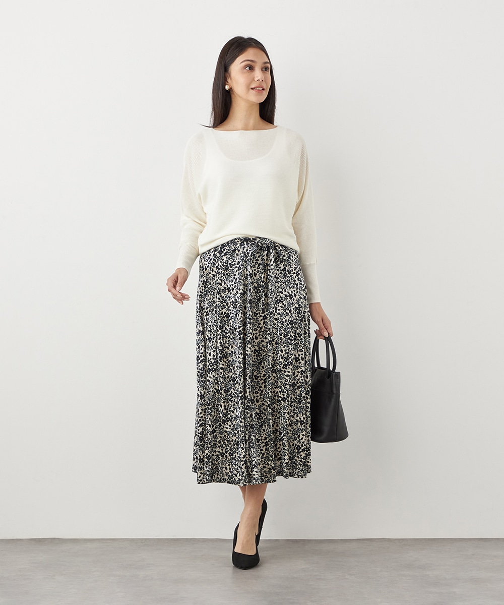 ドルマンスリーブニット