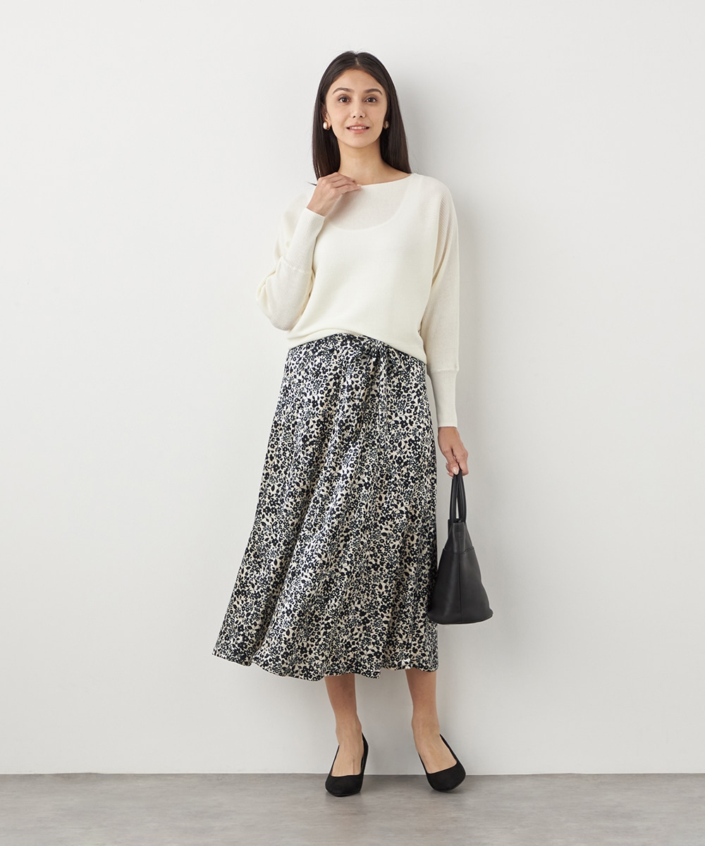 ドルマンスリーブニット