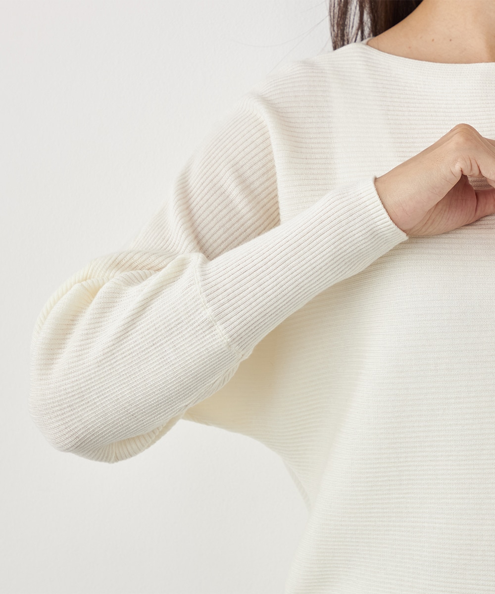 ドルマンスリーブニット