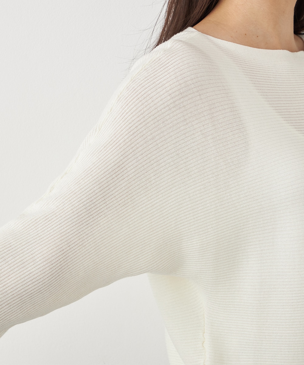 ドルマンスリーブニット