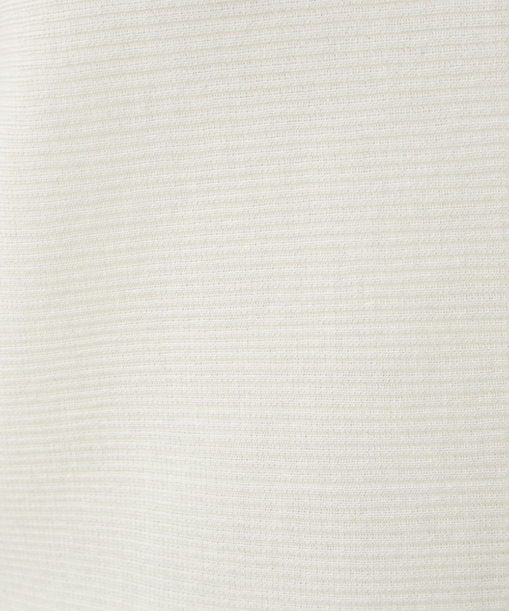 ドルマンスリーブニット