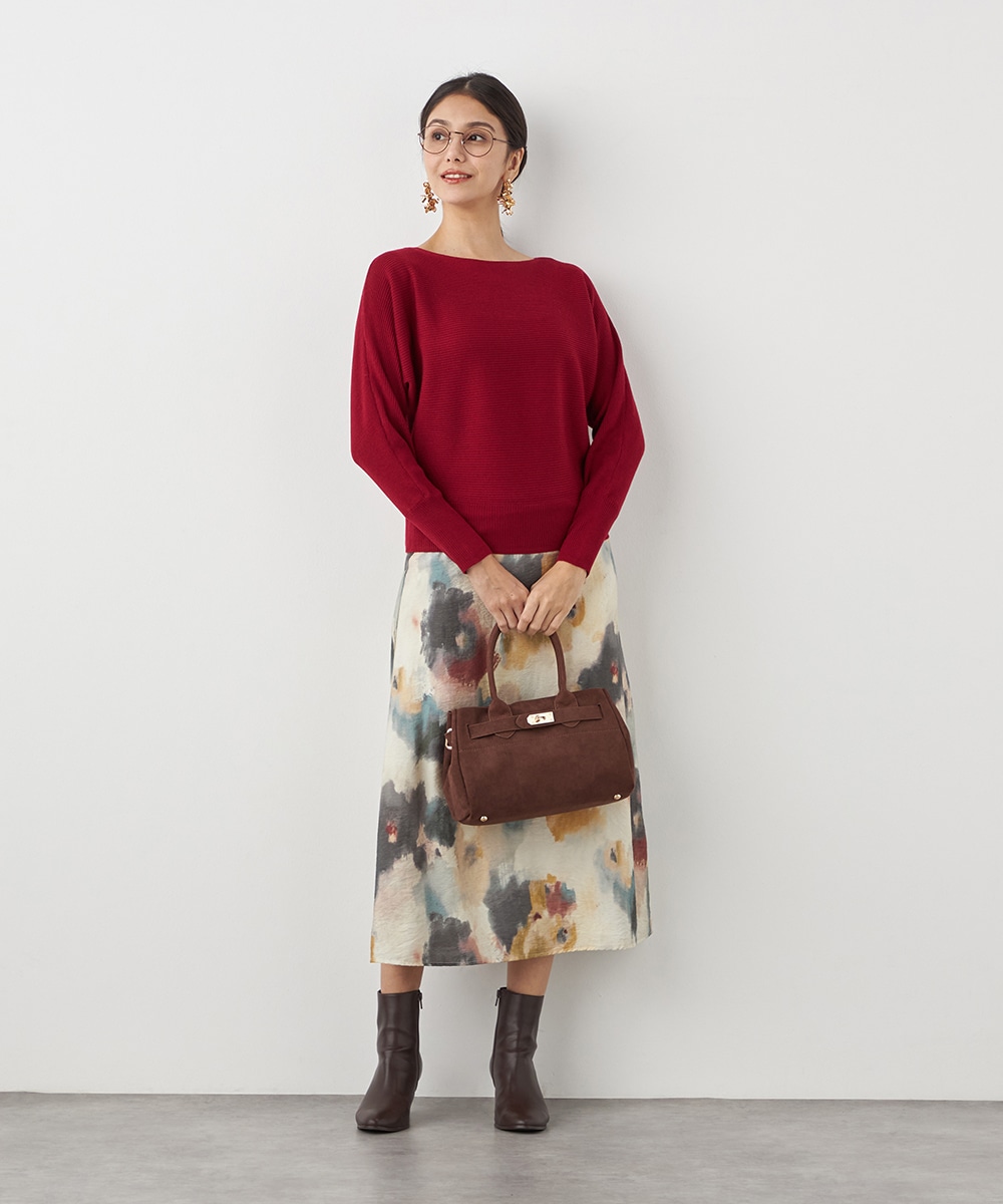 ドルマンスリーブニット