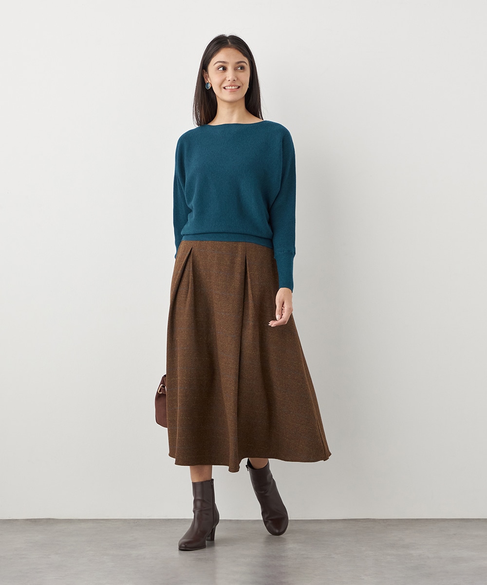 ドルマンスリーブニット