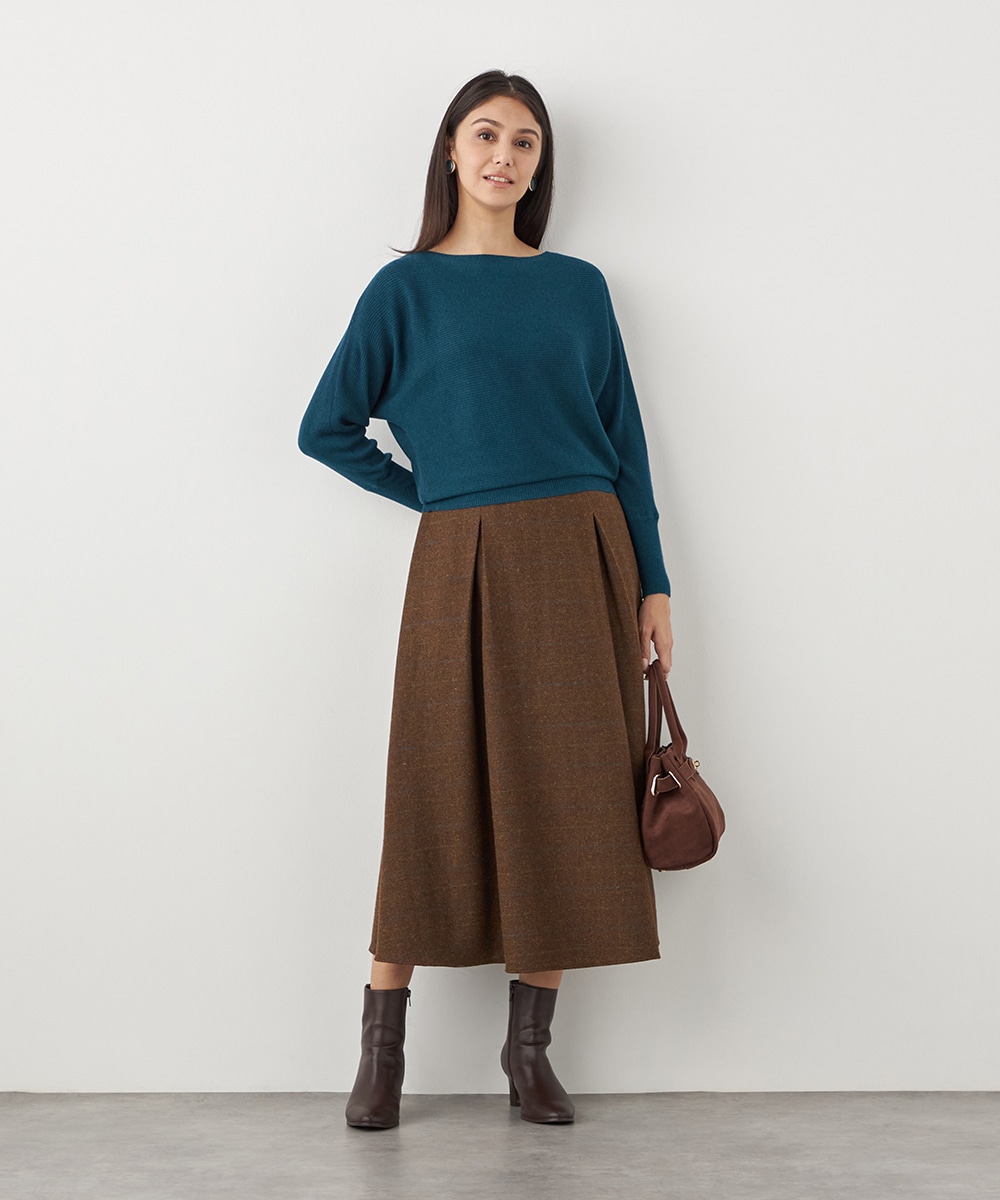 ドルマンスリーブニット