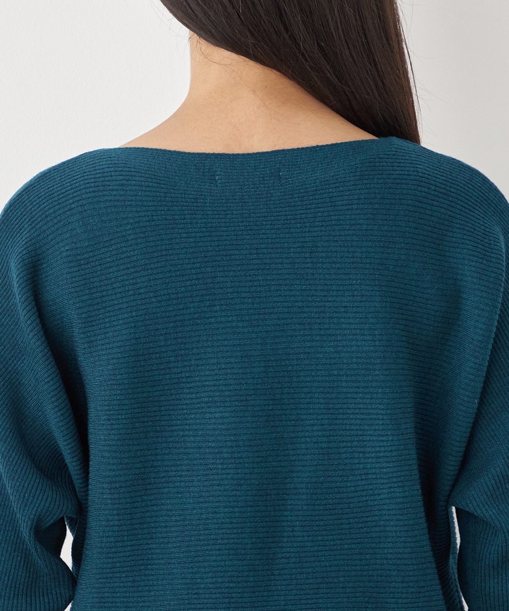 ドルマンスリーブニット