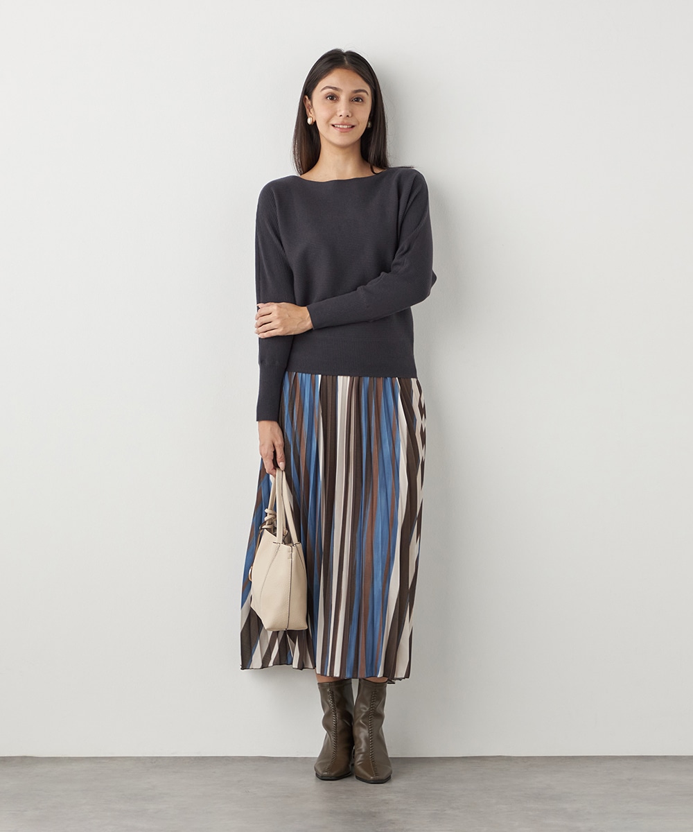 ドルマンスリーブニット