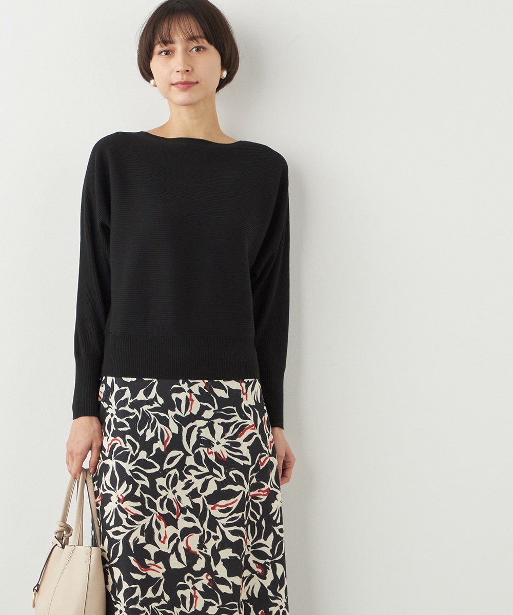 ドルマンスリーブニット