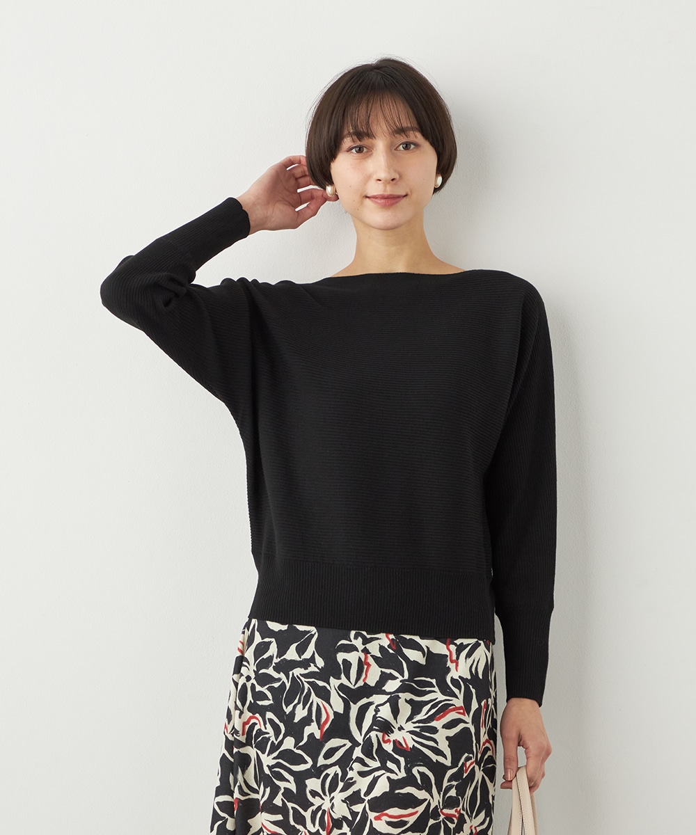 ドルマンスリーブニット