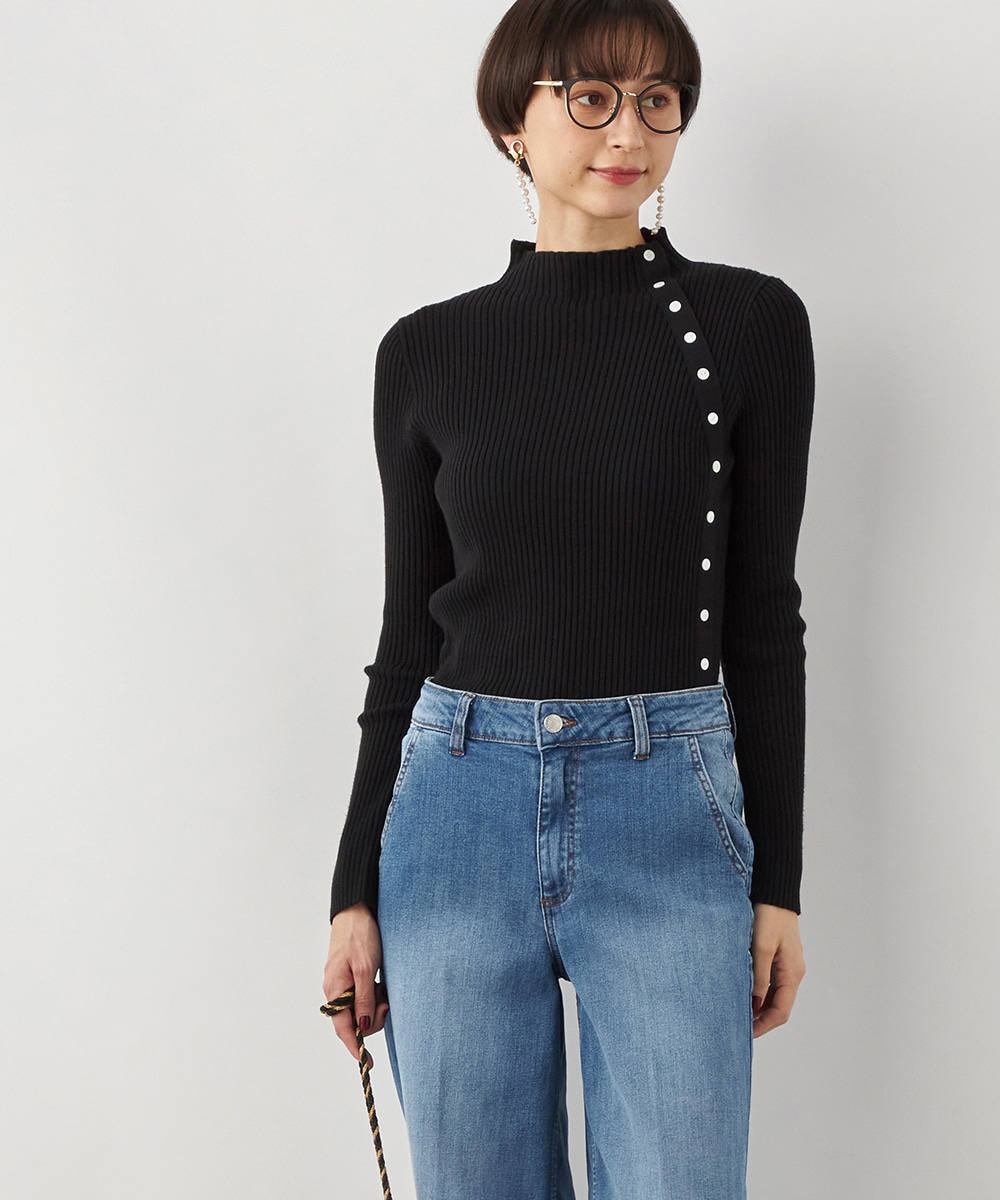 ボタンリブハイネックニット
