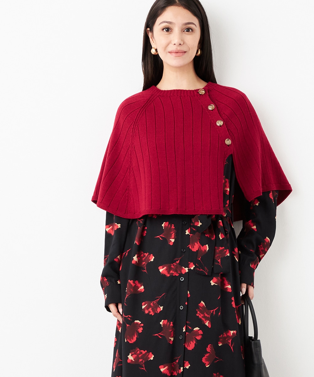  armoire capriceのショートポンチョホールガーメントニット