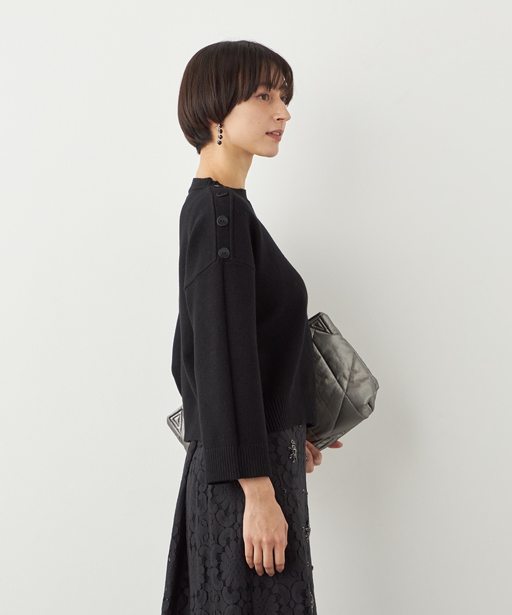 肩釦ショートニット