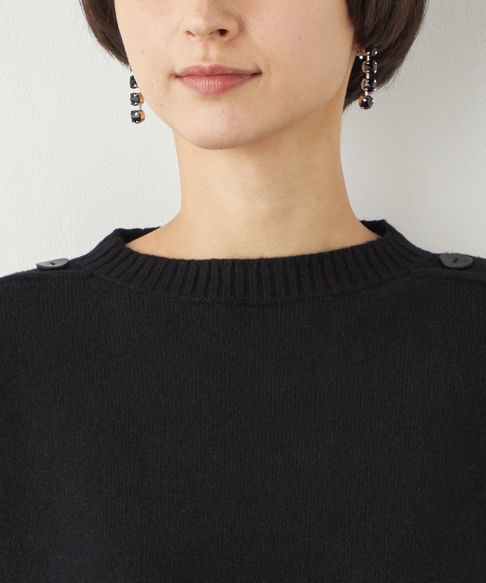 肩釦ショートニット