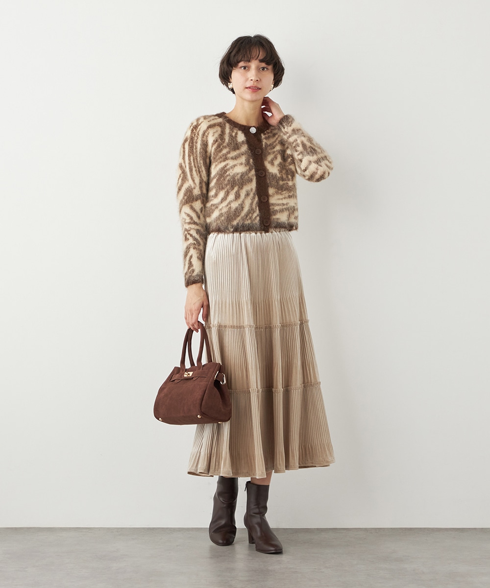 ビジュー釦ニットカーディガン