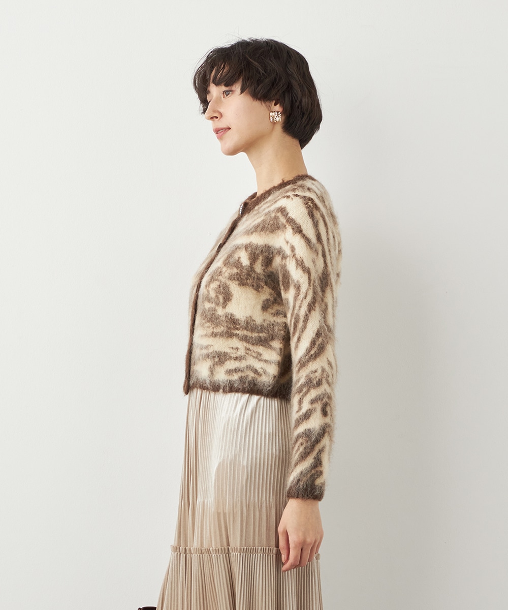 ビジュー釦ニットカーディガン