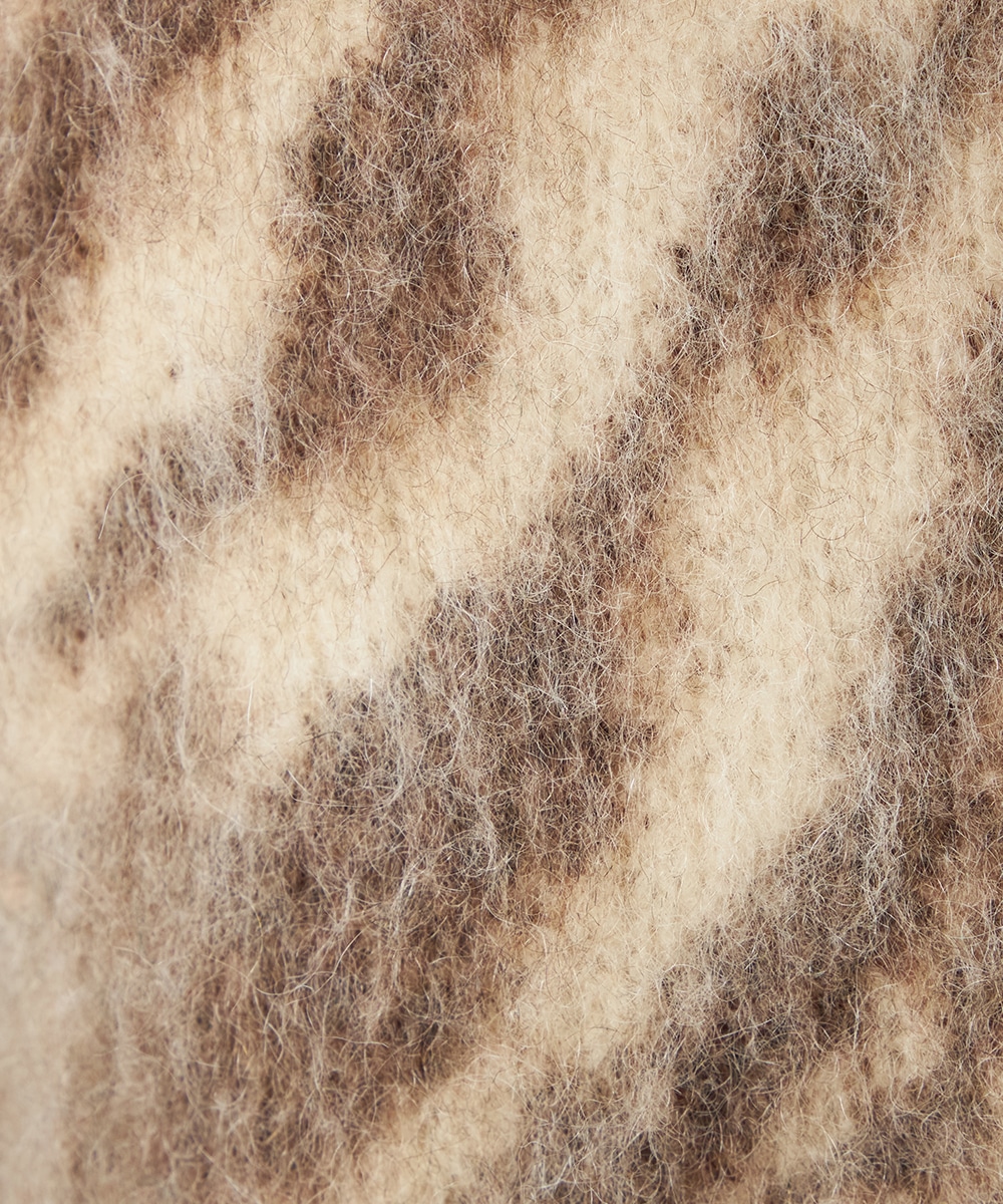 ビジュー釦ニットカーディガン