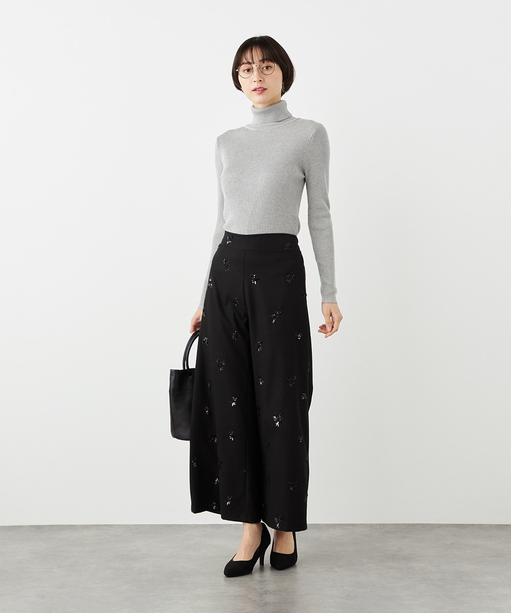 ラメリブタートルニット