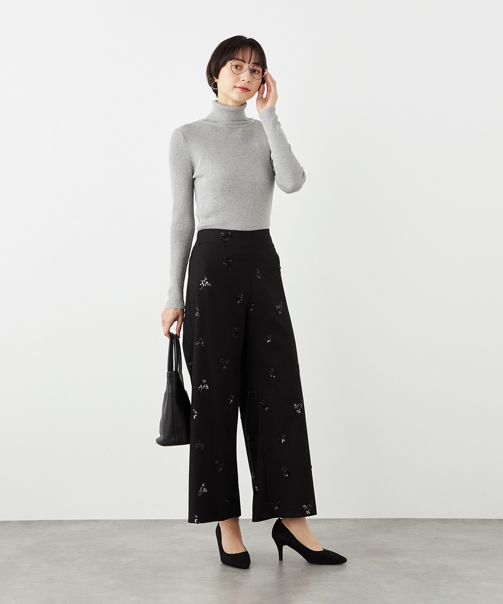 ラメリブタートルニット