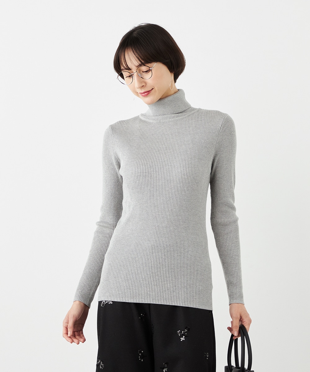 ラメリブタートルニット