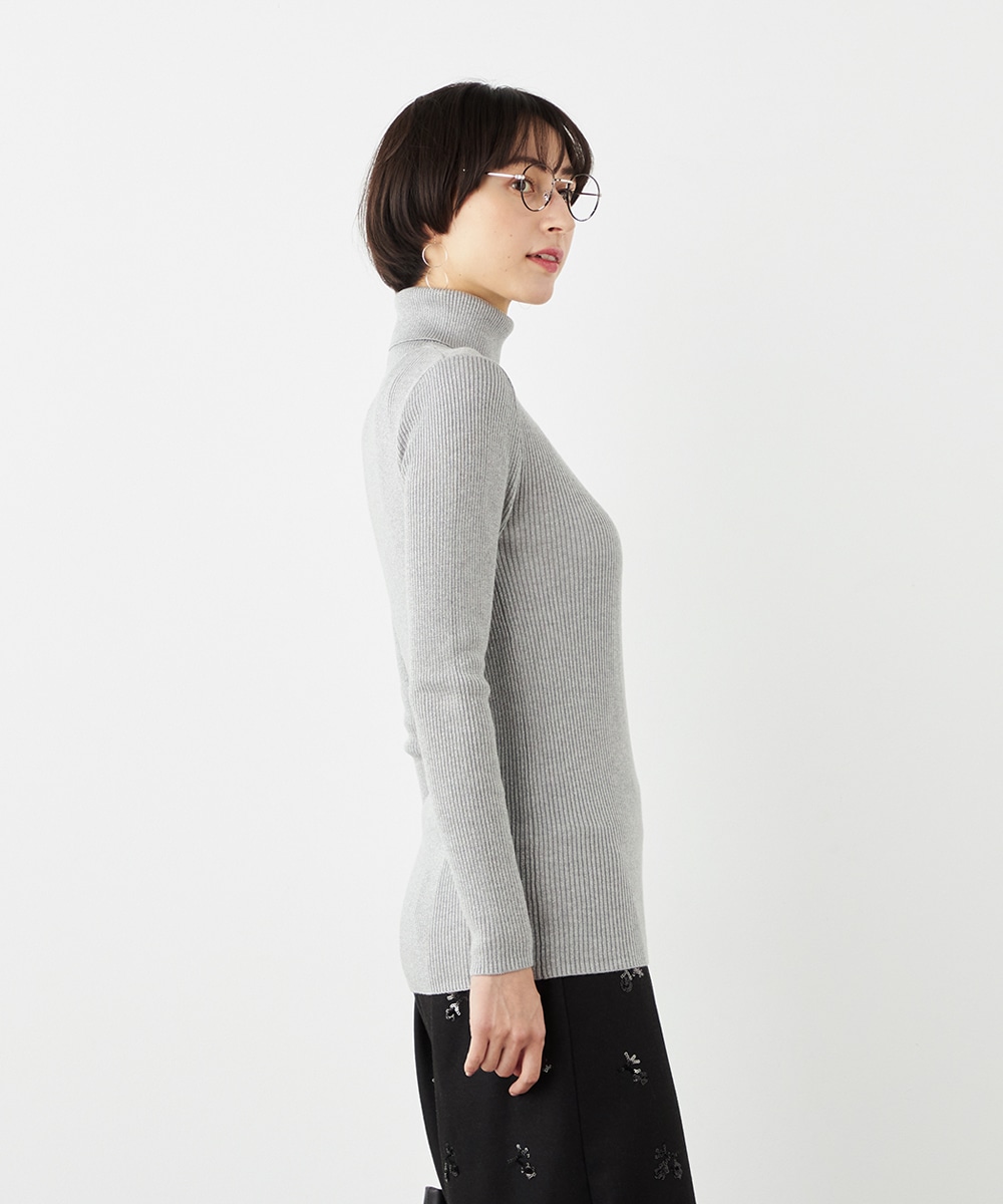 ラメリブタートルニット