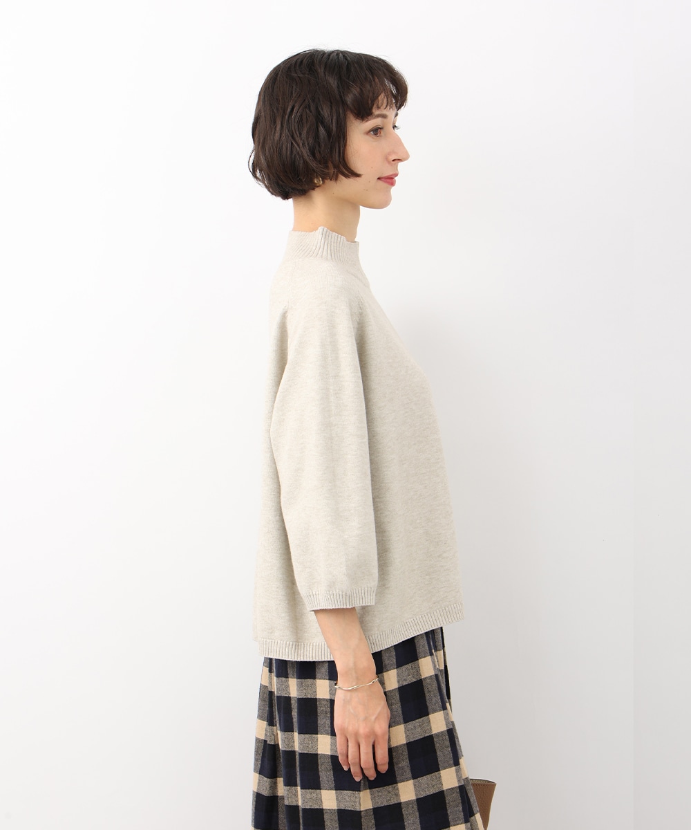 ファーブローチ付ニット
