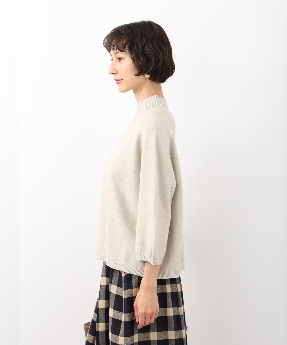 ファーブローチ付ニット