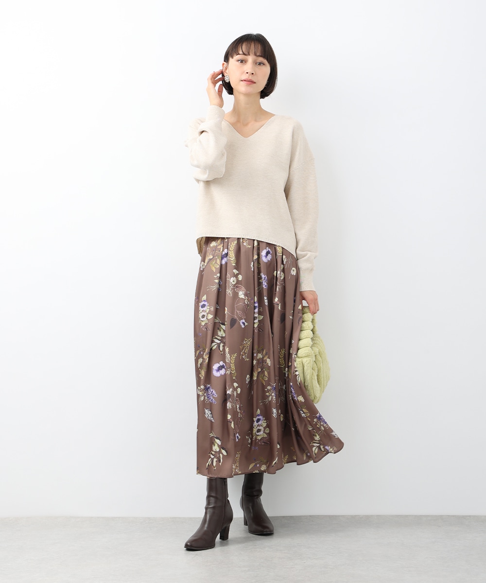 ドロップショルダーVネックニット