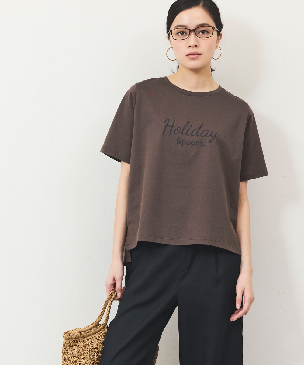 Luxe armoire capriceのHoliday Spoom.ロゴTシャツ